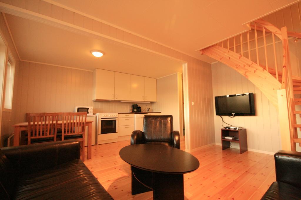 Sarnes Seaside Cabins Honningsvåg Екстериор снимка